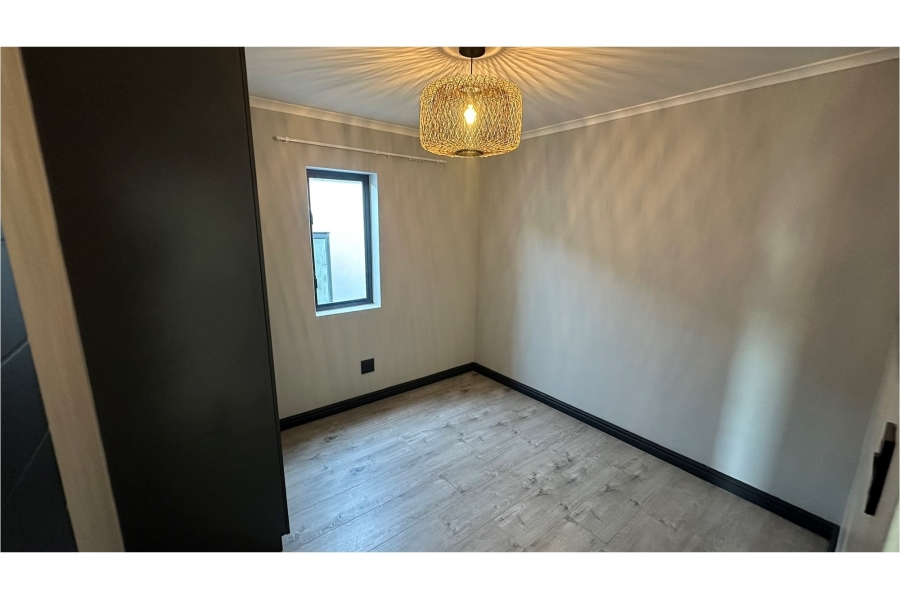 3 Bedroom Property for Sale in De Zoete Inval Western Cape